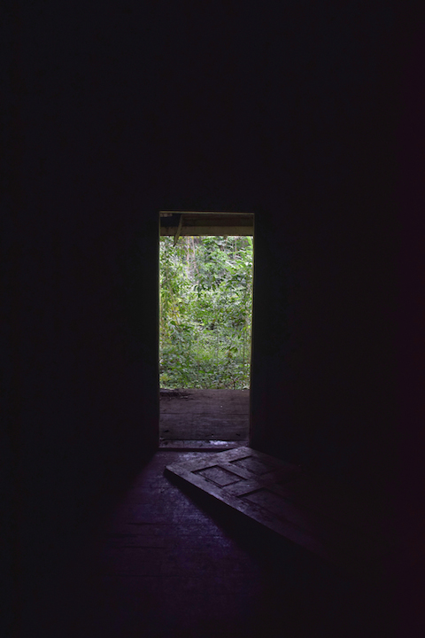 Haunted, house, manor, plantation, home, mansion, abandoned, forest, jungle, Maunawili, Oahu, Hawaii, Ranch, Boyd, Irwin, Creepy, Scary