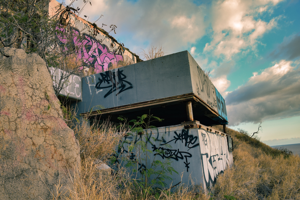 Puu O Hulu, Puu, O, Hulu, West Side, Waianae, Oahu, Hawaii, Hike, Adventure, Explore, WWII, World War, two, 2, II, Coastal defense, military, reservation, urban, urbex, abandoned, bunker, pill box, outpost, lookout, ocean view, ridge