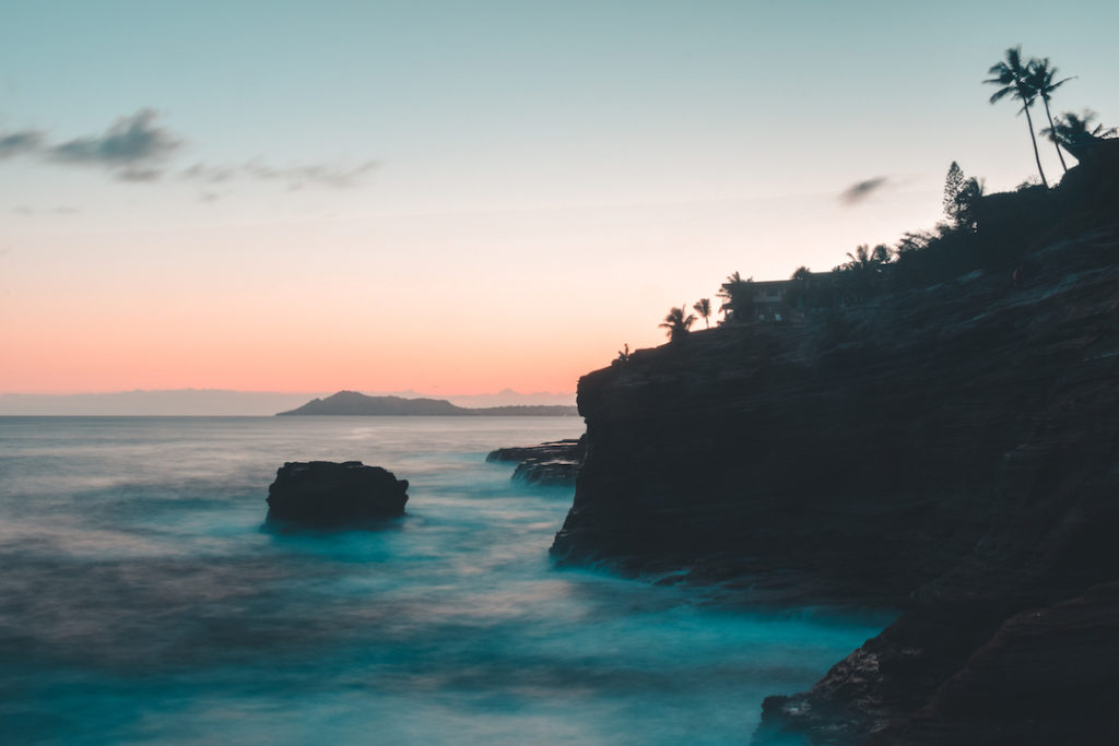 Hawaii, Oahu, Portlock, cliffs, sunset, Spitting cave, photography, orange, teal, photo, editing, long exposure,