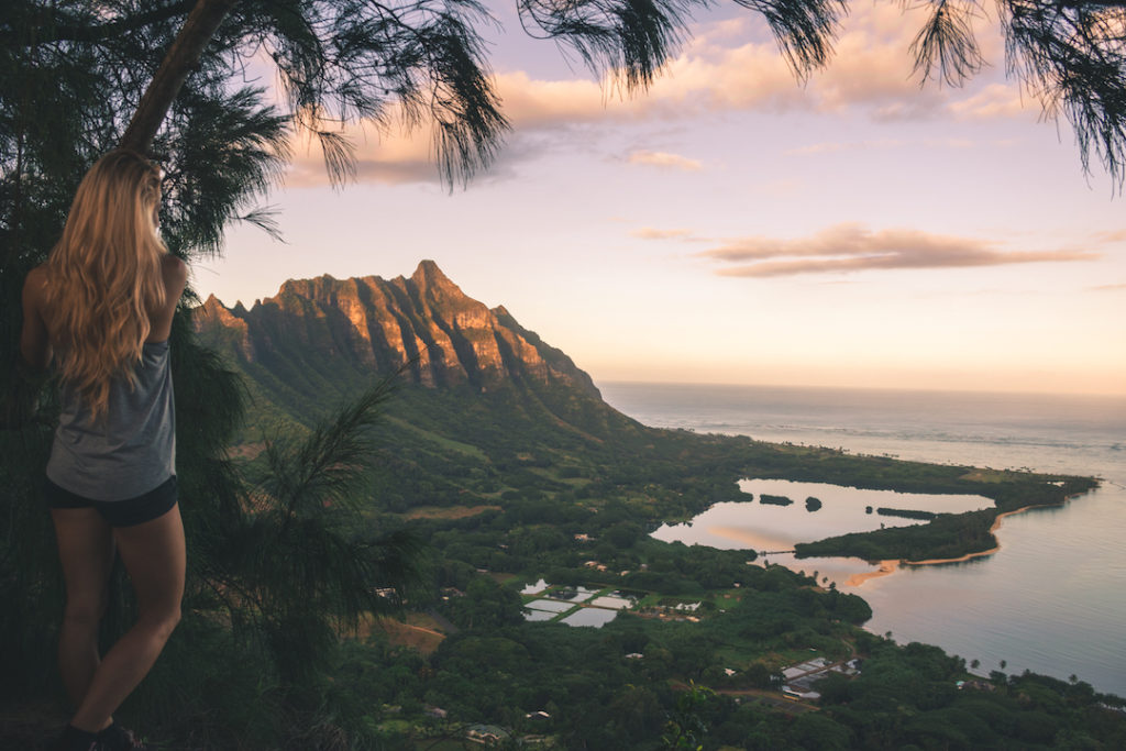 Oahu, girl, hike, ridge, pride rock, Kaneohe, bay, Windward, Puu Ohulehule