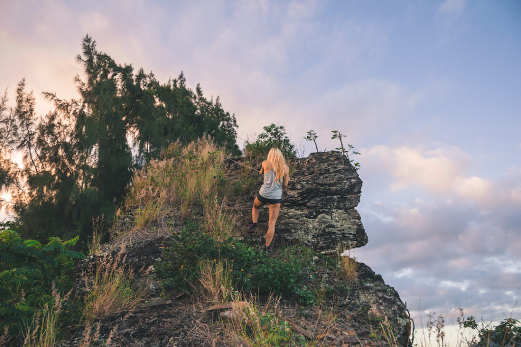 Oahu, hike, ridge, pride rock, Kaneohe, bay, Windward, Puu Ohulehule, climbing, rope